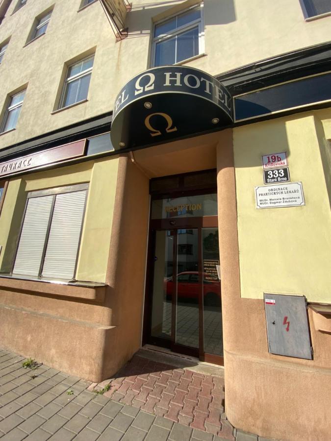Hotel Omega Brno Buitenkant foto